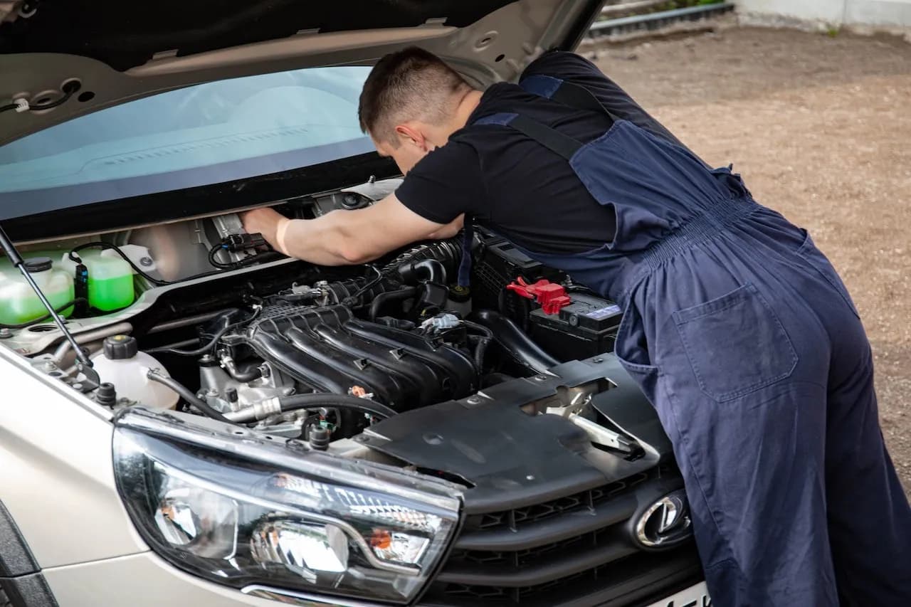 Czy płukanka silnika jest bezpieczna? Odkryj ryzyka i korzyści Czy płukanka silnika jest bezpieczna? Odkryj ryzyka i korzyści