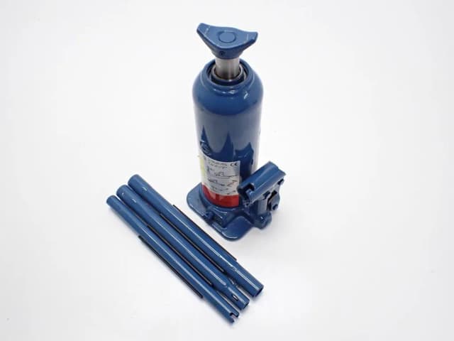 Gdzie lewarek w Mercedes Sprinter? Znajdź go łatwo i szybko Gdzie lewarek w Mercedes Sprinter? Znajdź go łatwo i szybko