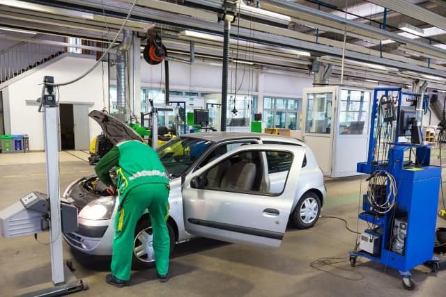 Ile kosztuje badanie techniczne samochodu? Sprawdź aktualne ceny! Ile kosztuje badanie techniczne samochodu? Sprawdź aktualne ceny!