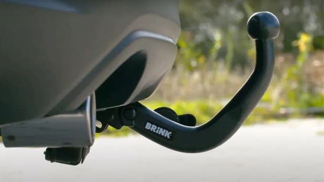 Ile kosztuje założenie haku do samochodu? Sprawdź ukryte wydatki! Ile kosztuje założenie haku do samochodu? Sprawdź ukryte wydatki!